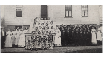 Attendees of the Thomas Indian School
