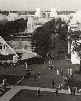 A photograph taken from the Perisphere, August 1939.